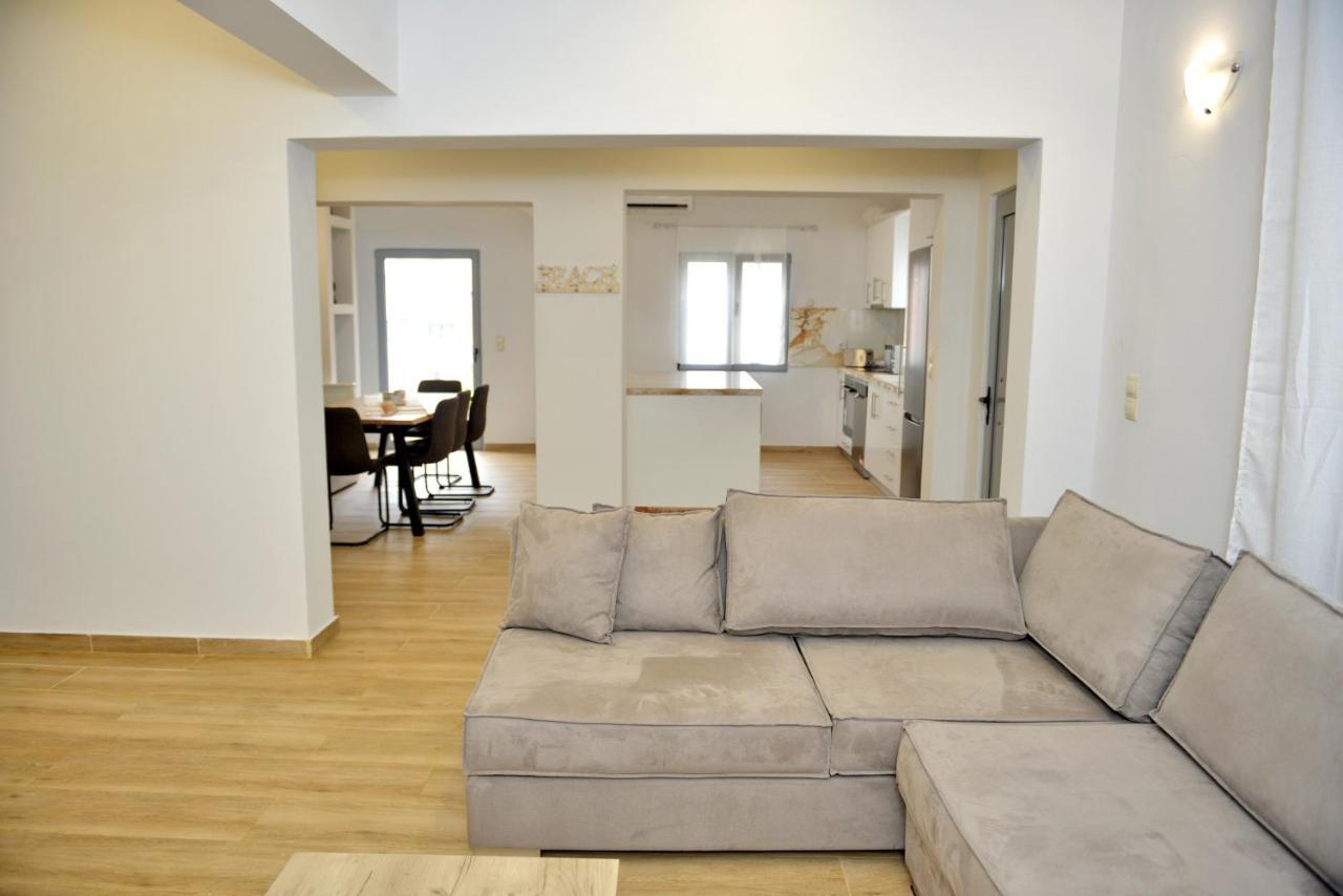 Exquisite 4-Bedroom Prestige Apartment Rhodes City Exteriér fotografie