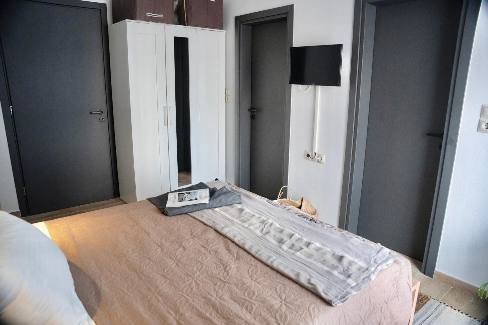 Exquisite 4-Bedroom Prestige Apartment Rhodes City Exteriér fotografie