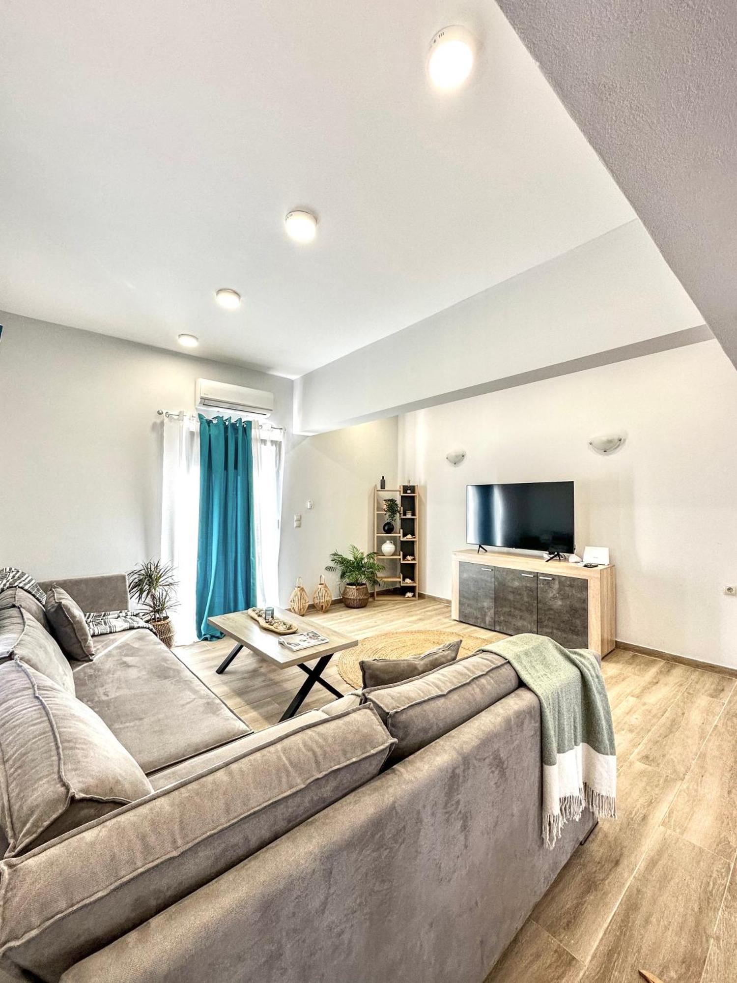 Exquisite 4-Bedroom Prestige Apartment Rhodes City Exteriér fotografie