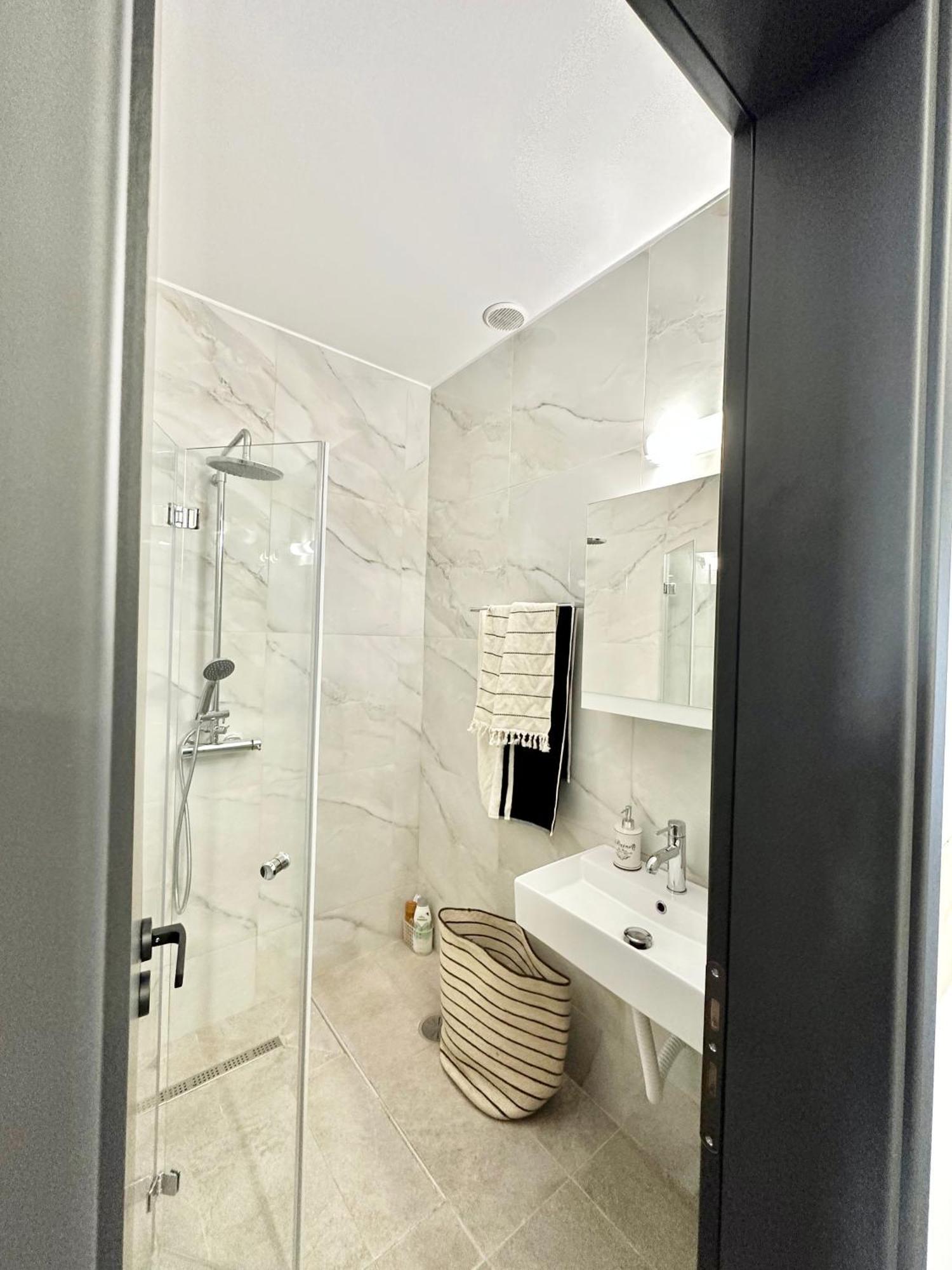 Exquisite 4-Bedroom Prestige Apartment Rhodes City Exteriér fotografie