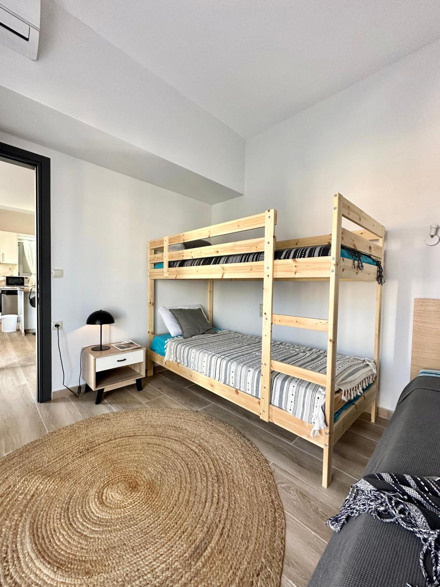 Exquisite 4-Bedroom Prestige Apartment Rhodes City Exteriér fotografie